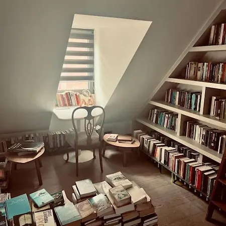 Holiday home Art